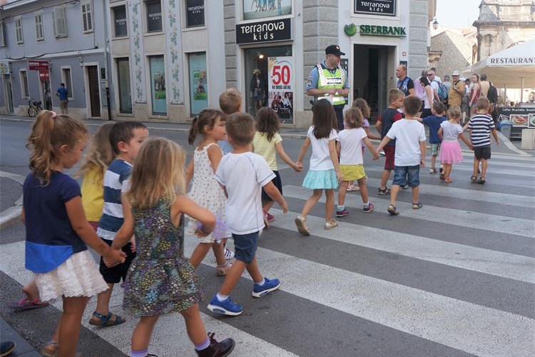 DJEČJI TJEDAN Sutra u Puli preventivne aktivnosti policije u cilju zaštite djece